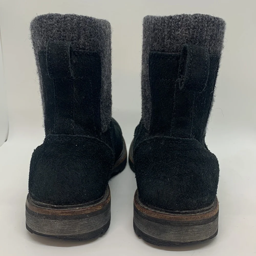 L.L. Bean *Flaw East Point Chelsea Suede Boot Black (8 1/2 Medium) Winter Snow